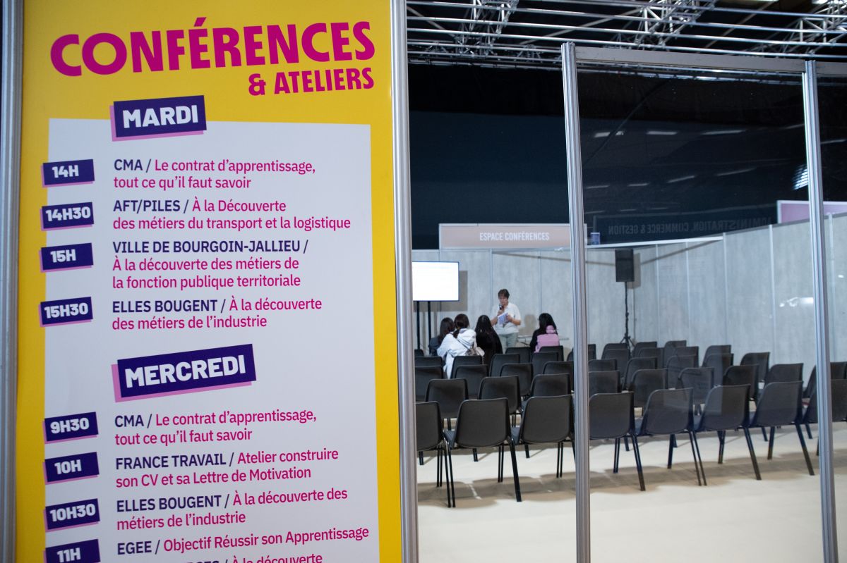 ABENAZZOUZSERIEFRANCEOCTOBRE2026BOURGOINJALLIEU008 ABENAZZOUZSERIEFRANCEOCTOBRE2026BOURGOINJALLIEU008